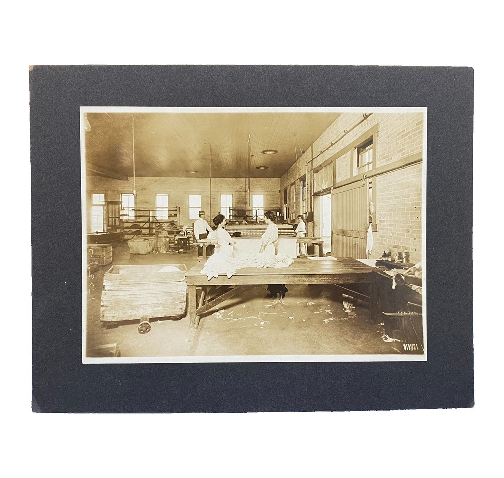 Antique Photo Women Laundry Brick Building Cotton Fabric Factory Pool Table 5x7